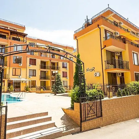 Bratanov Siana 5 * Свети Влас